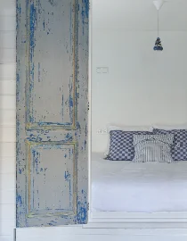 helloimlocal_room_ondergeschovenkindje